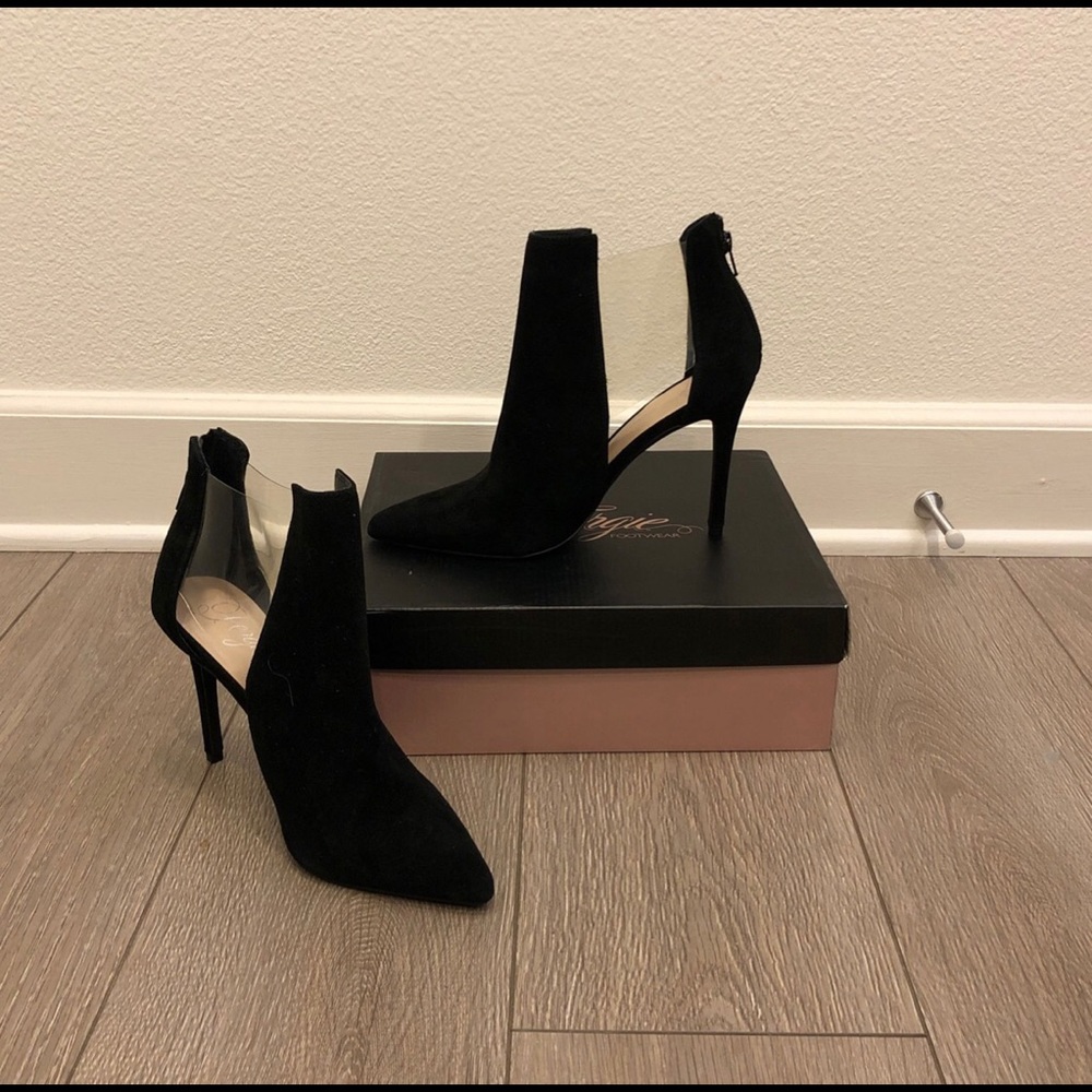 Fergie Aire Women’s Dress Booties